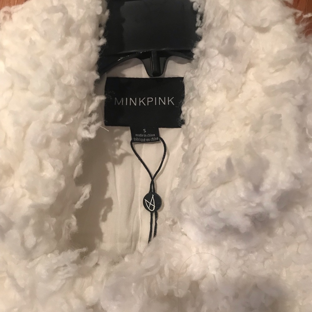 MinkPink teddy coat - Picture 7 of 7